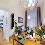Mooo Downtown Apartmanhotel Prága