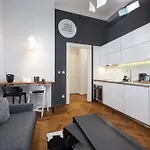 Mooo Downtown Apartmanhotel Prága