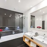Mooo Downtown Apartmanhotel