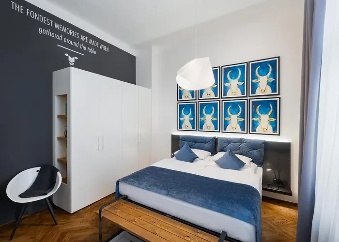 Mooo Downtown 4*